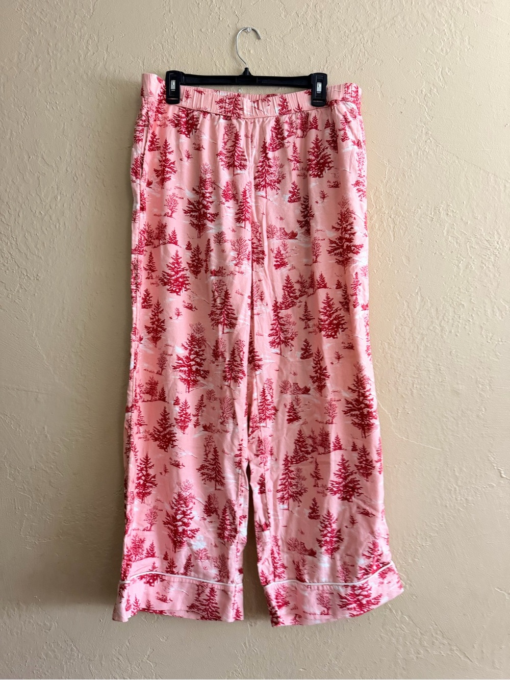 Nordstrom Pink Pajama Wide Leg Pants with Red Tree Print